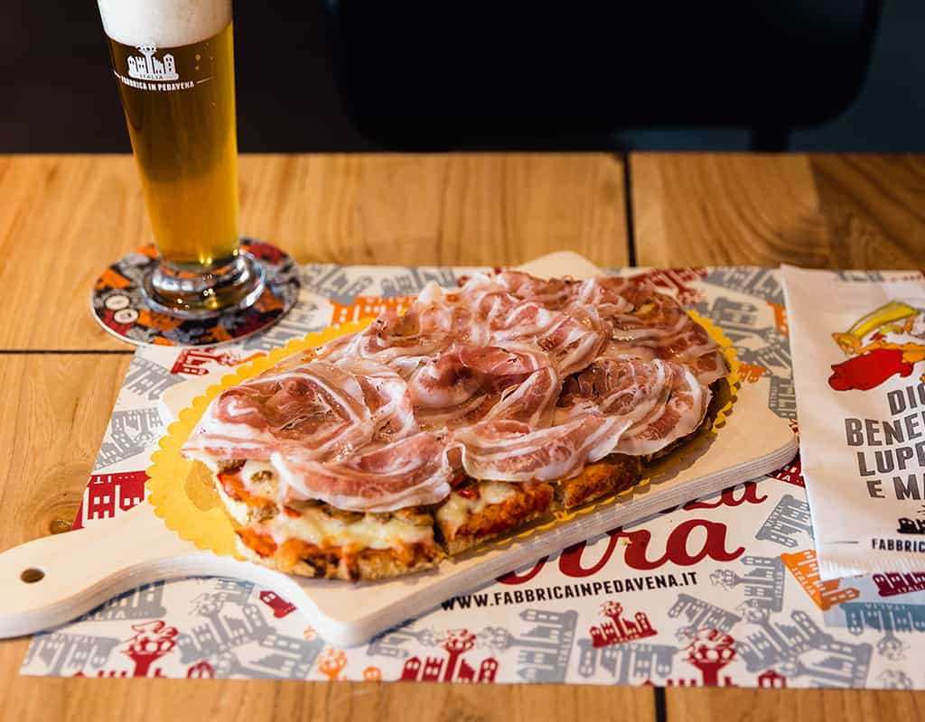 Bruschetta pancetta e radicchio