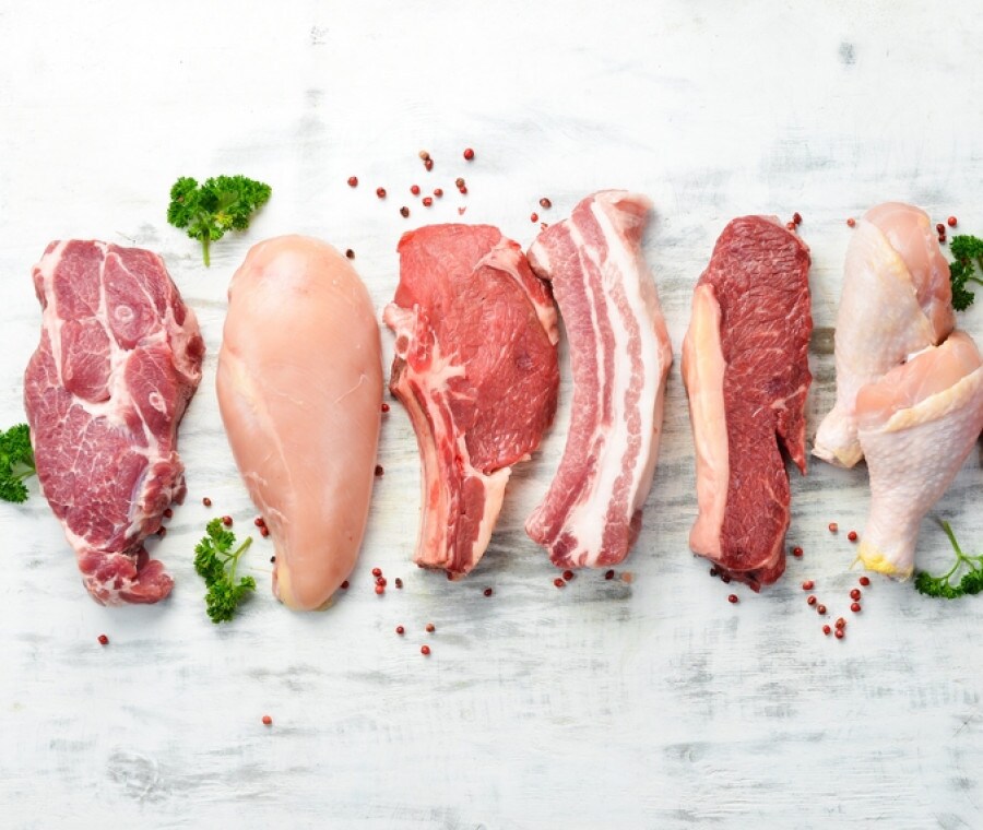 Tagli di carne fresca locale alla macelleria Valcarne